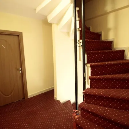 Sur 2 Hotel